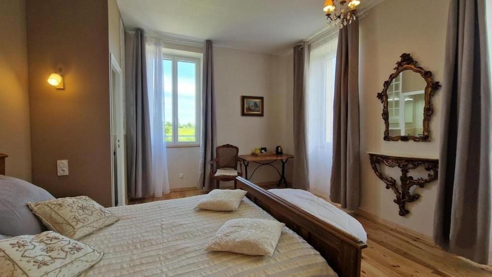Aux Roses De Cedres Chambre Savane Salvagnac Exterior foto